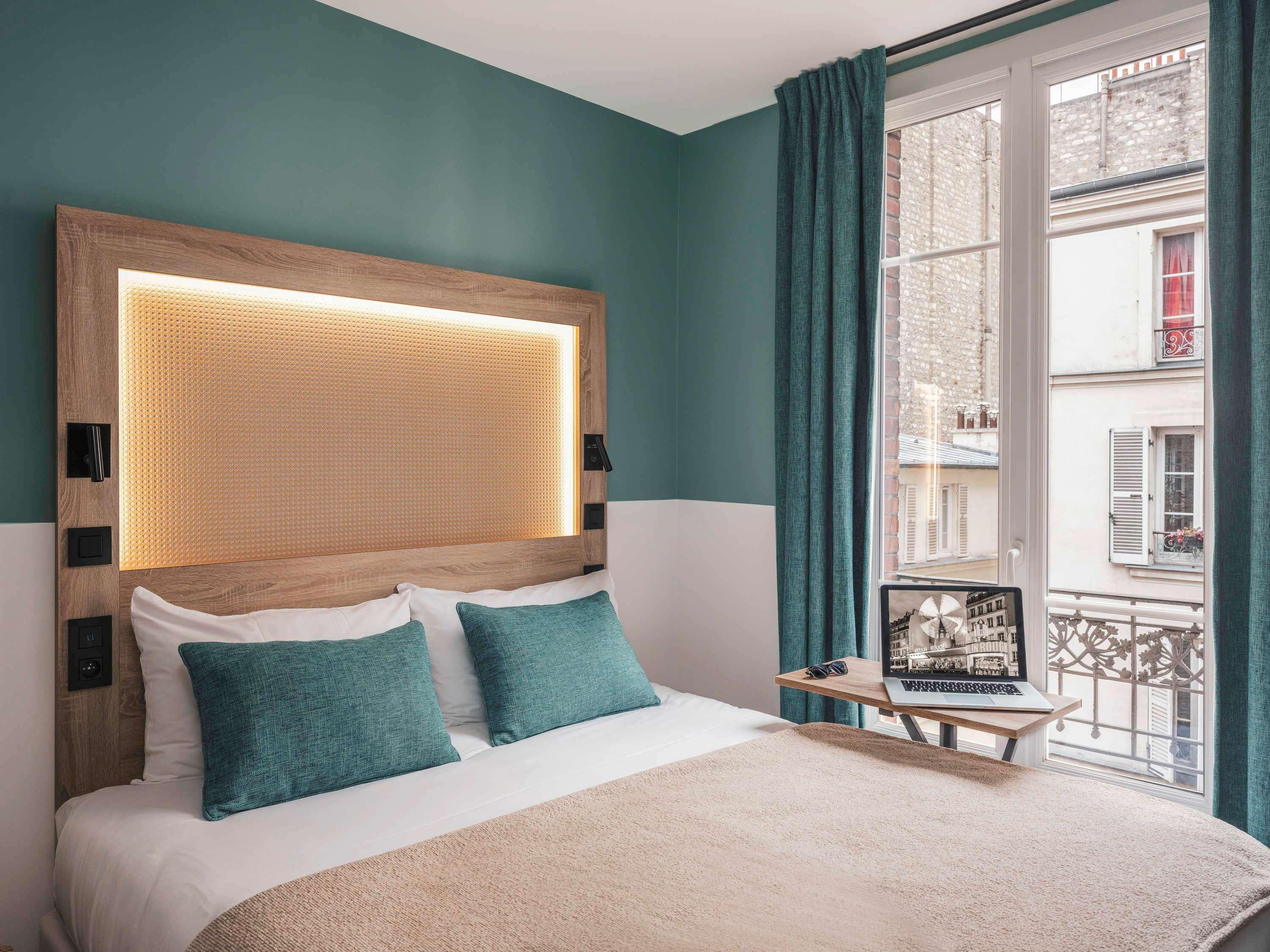 Ibis Styles Montmartre Nord Hotel 3*
